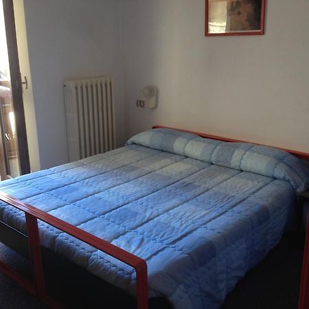 Hotel Rododendro Foppolo Ruang foto